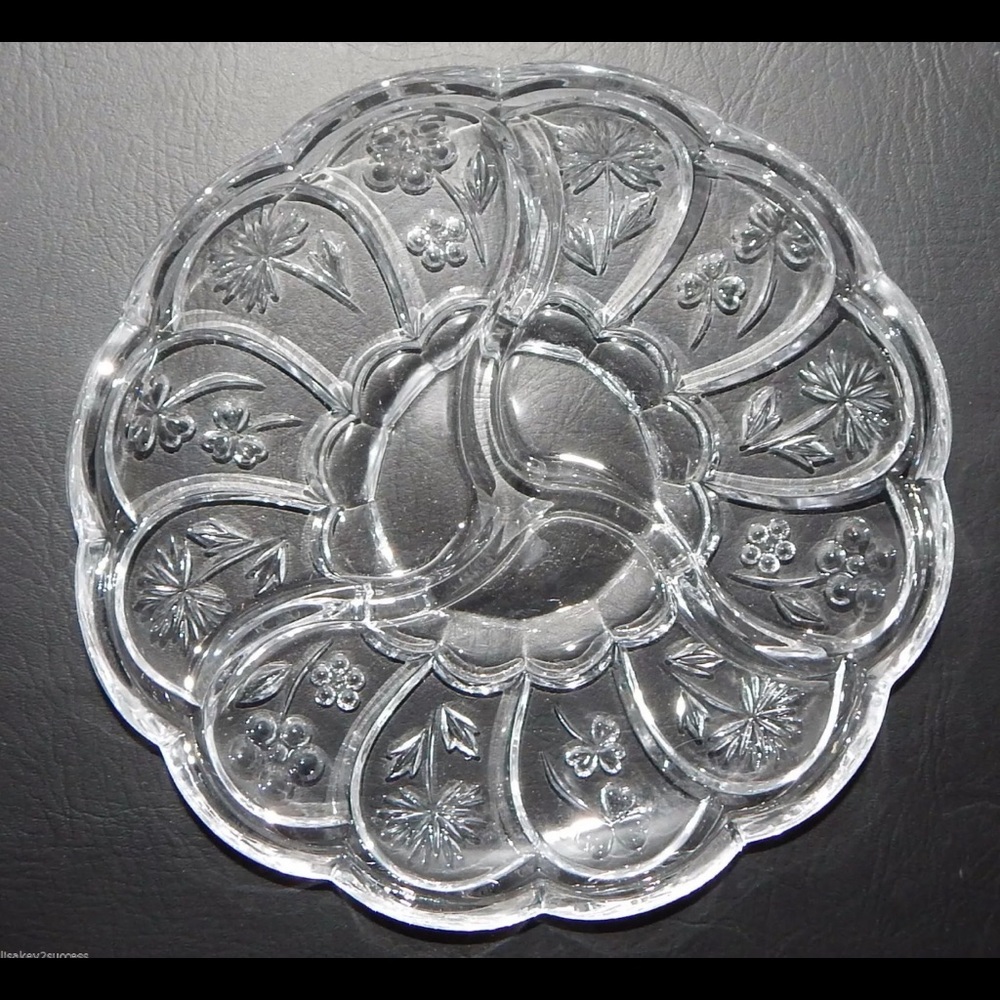 CRYSTAL FLORAL EMBOSSED 9" SECTIONAL